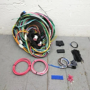 Kit de actualización de arnés de cables Plymouth GTX 1967-1971 se adapta a fusible de bloque de fusibles indoloro - Imagen 1 de 5