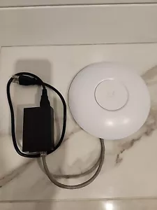 Ubiquiti UAP-AC-PRO Unifi 802.11ac Dual-Radio PRO Access Point - Picture 1 of 2