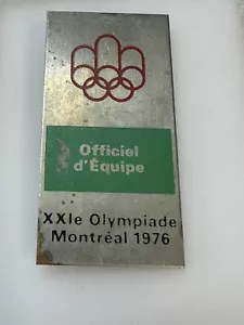 MONTREAL 1976 Giochi Olimpici TEAM DISTINTIVO/Spilla UFFICIALE - Spilla Ufficiale Squadra - RARA - Foto 1 di 7