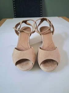 Clarks Artesian Gladiator Leather / Suede Wedge Ankle Strap Heels. Womens 7M - Picture 1 of 15
