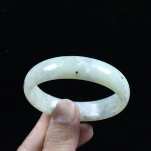 Brazalete Brazalete 60mm Chino 100% Naturaleza Nuevo Verde Negro Xiuyu Jade Gemas j7590 - Imagen 1 de 10