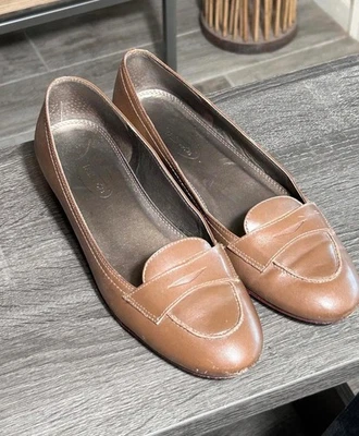 Talbots Brown Leather Loafers Size 8AA Slip-On Shoes Preppy - Image 1 of 4