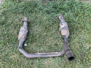 2013-2019 RAM 1500 Classic AWD 5.7L OEM EXHAUST CONVERTER PIPE Mopar 65k Miles - Picture 1 of 8