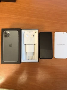 Apple iPhone 11 Pro – 256 GB – Midnight Green – Guter Zustand  - Bild 1 von 4