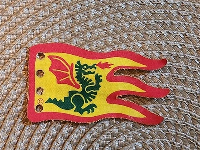 LEGO Vintage 1993 Castle Dragon Knight x376px1 Cloth Banner Flag 6056 6076 6082 - Image 1 of 2