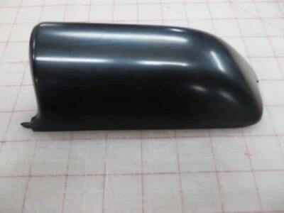 2003-2008 Pontiac Vibe - Roof Rail End Cap (RH Front) - Imagem 1 de 3