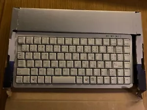 French Layout CHERRY ML4100 CYA COMPACT WIRED KEYBOARD (White) PS/2 - Picture 1 of 4
