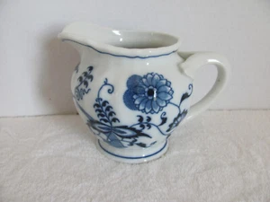 Blue Danube-Blue & White Blue Onion -Japan- 8 oz Creamer - Rectangle Mark - Picture 1 of 6