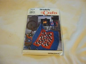 Simplicity Crafts # 7804 - Patchwork Quilt und Zubehör - ungeschnittenes Muster - Bild 1 von 2