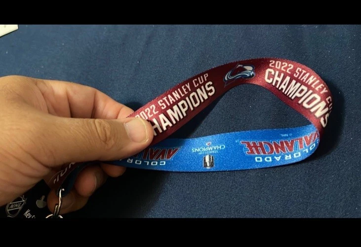 "Colorado Avalanche 2022 Stanley Cup Champions pulsera con licencia de la NHL 9""" Foto 1 de 1