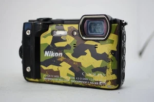Nikon COOLPIX W300 - Picture 1 of 7