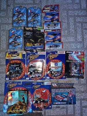 Lote Winners Circle, Hot Wheels y Mortor Works Foto 1 de 4