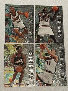 1996-97 Fleer Metal Lot (4) Payton, Kemp, Perkins, Schrempf Seattle SuperSonics - Bild 1 von 9