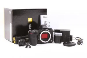 Cuerpo de cámara digital Nikon Z7 II sin espejo usado - Imagen 1 de 9