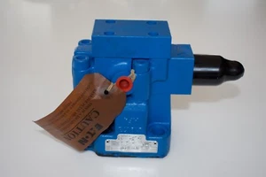 Vickers Eaton CG2V 6BW 1 10 relief valve, 1 year warranty - Picture 1 of 8