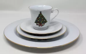 Sea Gull Fine China-4-Piece Place Setting-Christmas Tree-Gold Rimmed-UNUSED/NEW - Picture 1 of 16