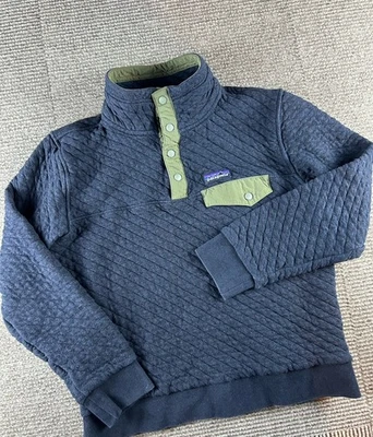 Pullover Patagonia W's Algodón Orgánico Edredón Snap-T Negro Mediano con Borde Verde Foto 1 de 4