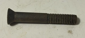 Eine neue 3/8 x 2-1/2 runde Flachkopfschraube mit Satzschloss für Mccormick IH Ausrüstung - Bild 1 von 3