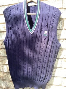 PRINGLE OF SCOTLAND PURE COTTON CABLE KNIT VEST SPORTS LOGO ON CHEST - Picture 1 of 4