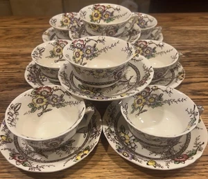 8 juegos - 16 piezas - Alfred Meakin Medway marrón oscuro tazas y platillos florales MARIPOSA - Imagen 1 de 20