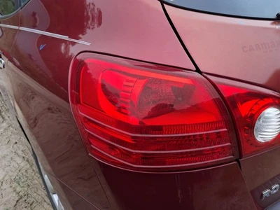 Used Left Tail Light Assembly fits: 2011 Nissan Rogue quarter panel mounted Left Foto 1 de 4