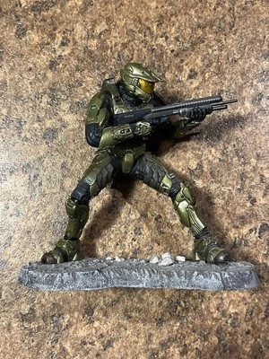 HALO 3 - Master Chief Vs Flood Statue Figure - McFarlane 2008 *Missing Flood* - Image 1 of 4
