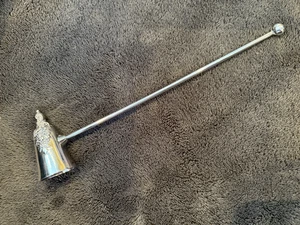 WALLACE SILVER "Baroque" Silverplate Candle Snuffer #728. - Picture 1 of 8