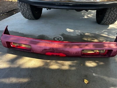 Cubierta del parachoques delantero OEM MITSUBISHI STARION CHRYSLER CONQUEST 1984-1989 Foto 1 de 4