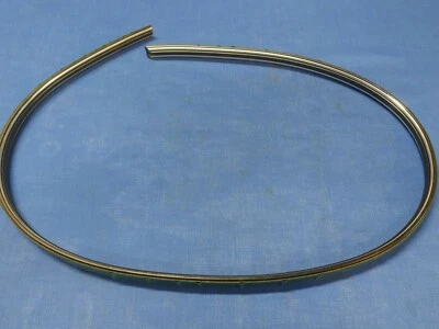 Moldura Mopar NOS # 4193828 Dodge Colt Foto 1 de 4