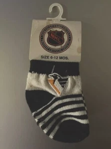 Pittsburgh Penguins Hockey Infant Baby Socks Size 6-12 Months Retro Vintage NHL - Picture 1 of 2