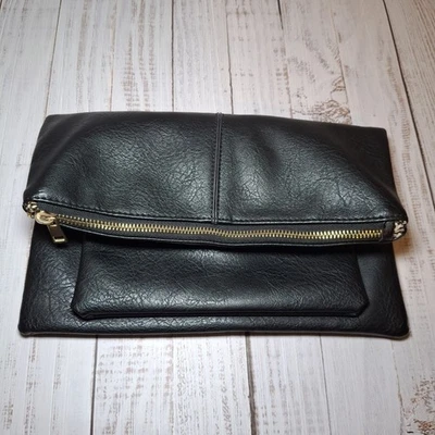 Bolso sin asas plegable de cuero vegano Sole Society para mujer cierre superior con cremallera Foto 1 de 4