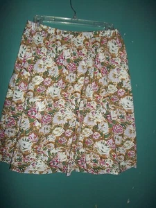 Pretty lightweight cotton floral skirt Size 8 - Picture 1 of 3