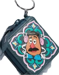 Vera Bradley Disney Toy Story Cabeza de Patata Monedero Llavero Bolso Dije Nuevo - Imagen 1 de 4