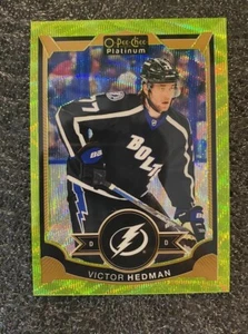 2015-16 OPC Platinum Emerald Surge /10 Victor Hedman - Picture 1 of 3