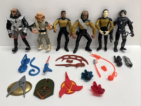 Lot of 6 Vintage Star Trek: The Next Generation 5" Action Figures 1992 Playmates Cover