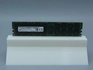 16GB Micron MTA36ASF2G72PZ-2G1A2II DDR4 2133MHz PC4-17000P ECC Server RAM - Bild 1 von 2