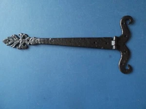 Elegant Edwardian Iron Bracket for door/gate with Hinge 29.5cm long - Picture 1 of 4