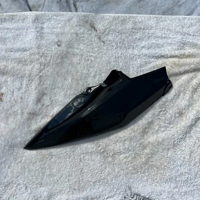 BMW K1600GT 11-16 K1900GTL 2011-2020 OEM cubierta superior derecha del tanque 46638526400 Foto 1 de 4