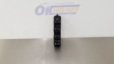 09 INTERRUPTOR VENTANA PRINCIPAL CHEVY AVALANCHE 1500 CONDUCTOR DELANTERO IZQUIERDO Foto 1 de 4