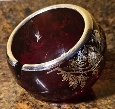 Cenicero Viking Orb / Tazón de baratija vidrio rojo rubí plata esterlina años 50 RARO Foto 1 de 4