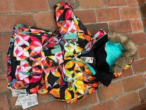 Roxy Girls 5K Snowboard Jacket, Size 10, multicolor, removeable fur trim hood - Picture 1 of 10