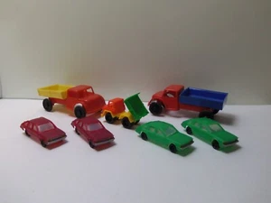 Lote de 7 de plástico moldeado vintage - bonito suelto - Imagen 1 de 3