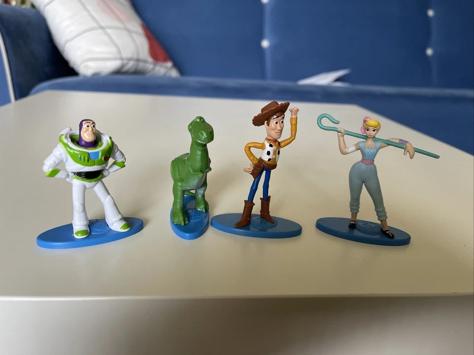 PAQUETE TOY STORY 4 Minifiguras Disney Buzz, Woody, Rex, Bo-Peep CAKE TOPPER Foto 1 de 1