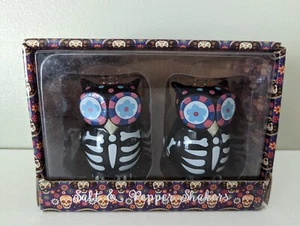 Owl Bird Dia De Los Muertos Day of the Dead Halloween Salt & Pepper Shakers NIB - Picture 1 of 4
