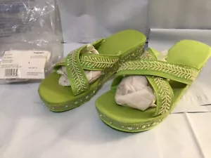All Over Beaded Slide Mules Toutes Sandals Wedges Lime Green Sz 8 NICE! #CB4-1 - Picture 1 of 8