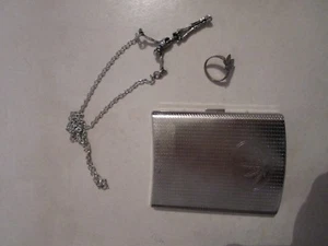  Set gioielli gotici 3 pezzi anello foglia di canapa collana scheletro alchimia portasigarette - Foto 1 di 6