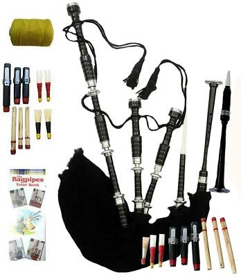 Gaita Great Highland de palo de rosa equipada con soportes plateados cubierta y cable negro Foto 1 de 3