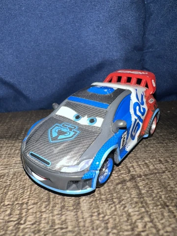 Disney Pixar Cars 2 - CARBON RACER RAOULE CAROULE MATTEL 1:55 DIE-CAST Cover