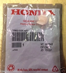 Genuine OEM Honda 1999 - 2004 Odyssey Hood Prop Rod Holder Clip 90602-S0X-A01 - Picture 1 of 5