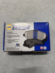 Front Ceramic Brake Pads 2018-2023 Jeep Wrangler Pacifica Journey Napa Hardware - Foto 1 di 3